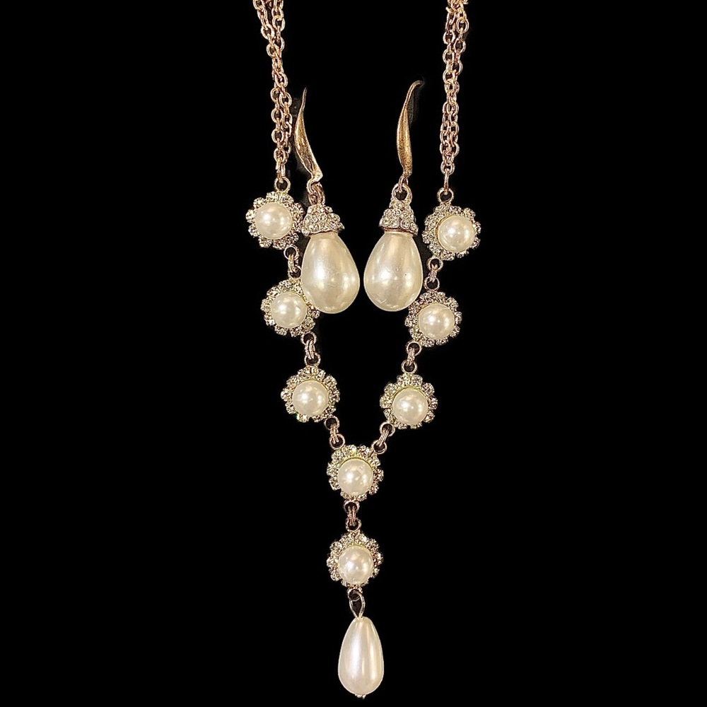 Icing Pearl & Crystal Necklace w/ Matching Earrings